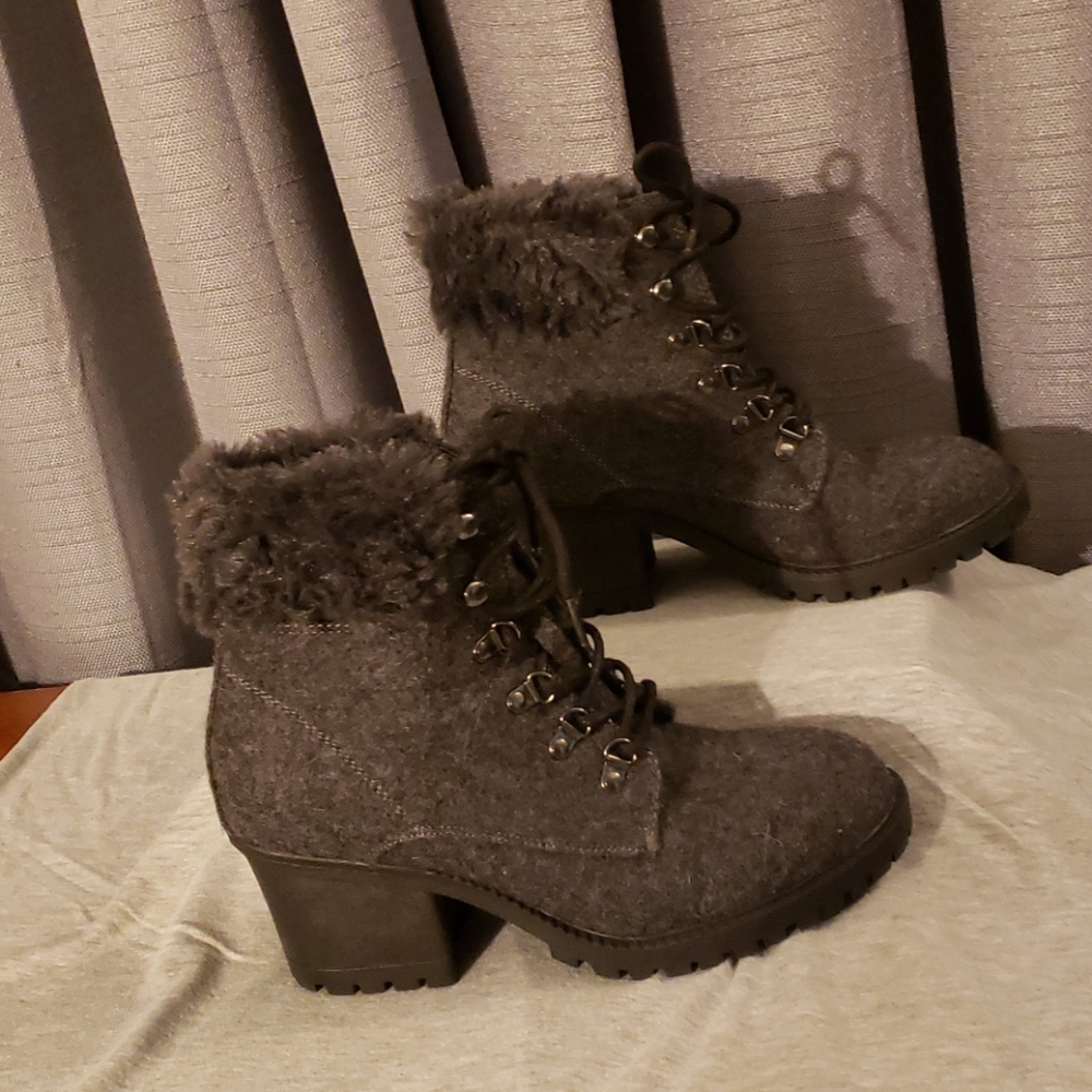 Ankle boots by White Mountain